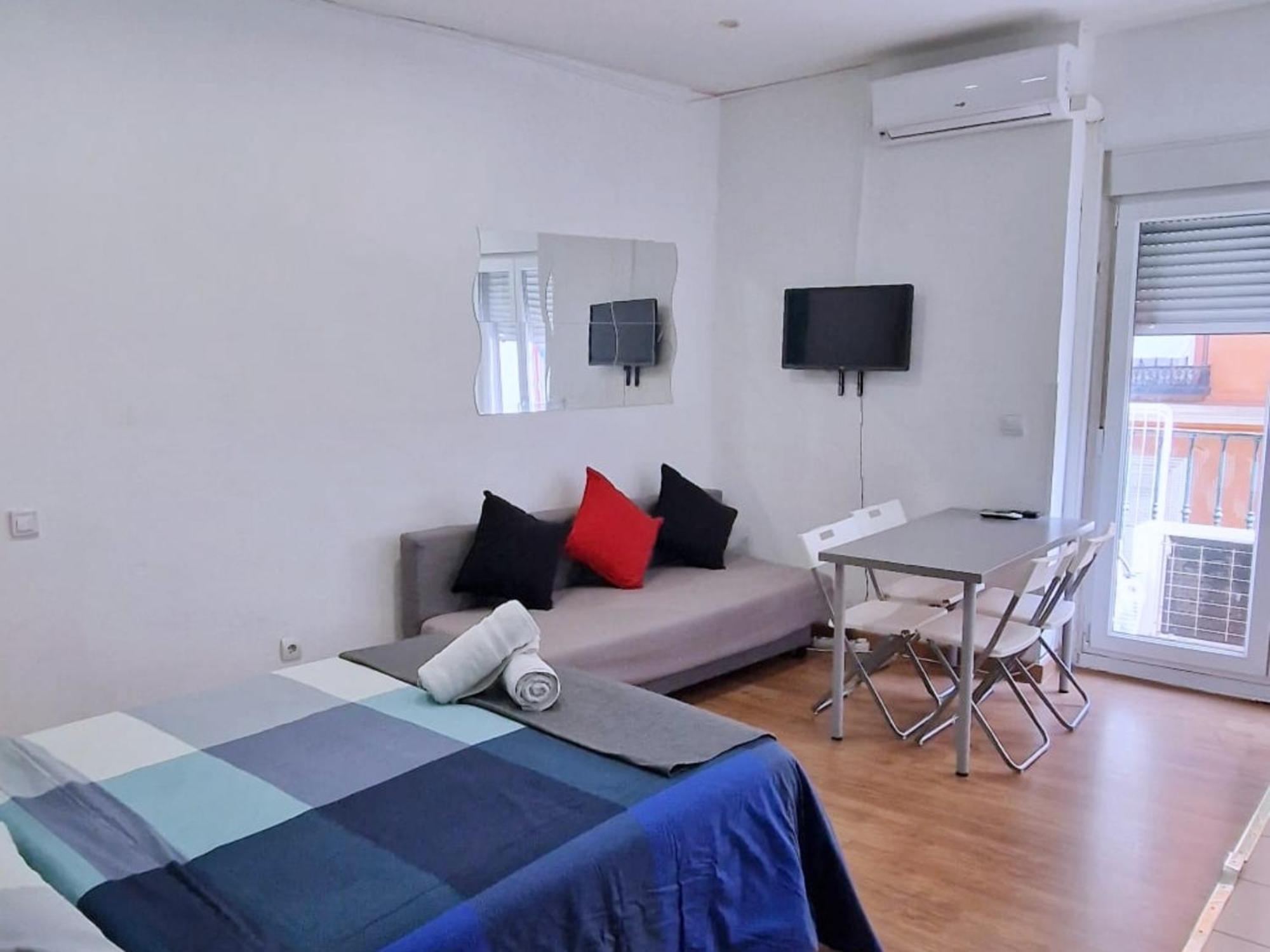 Apartamentos Econostay Chueca Madrid Exterior photo